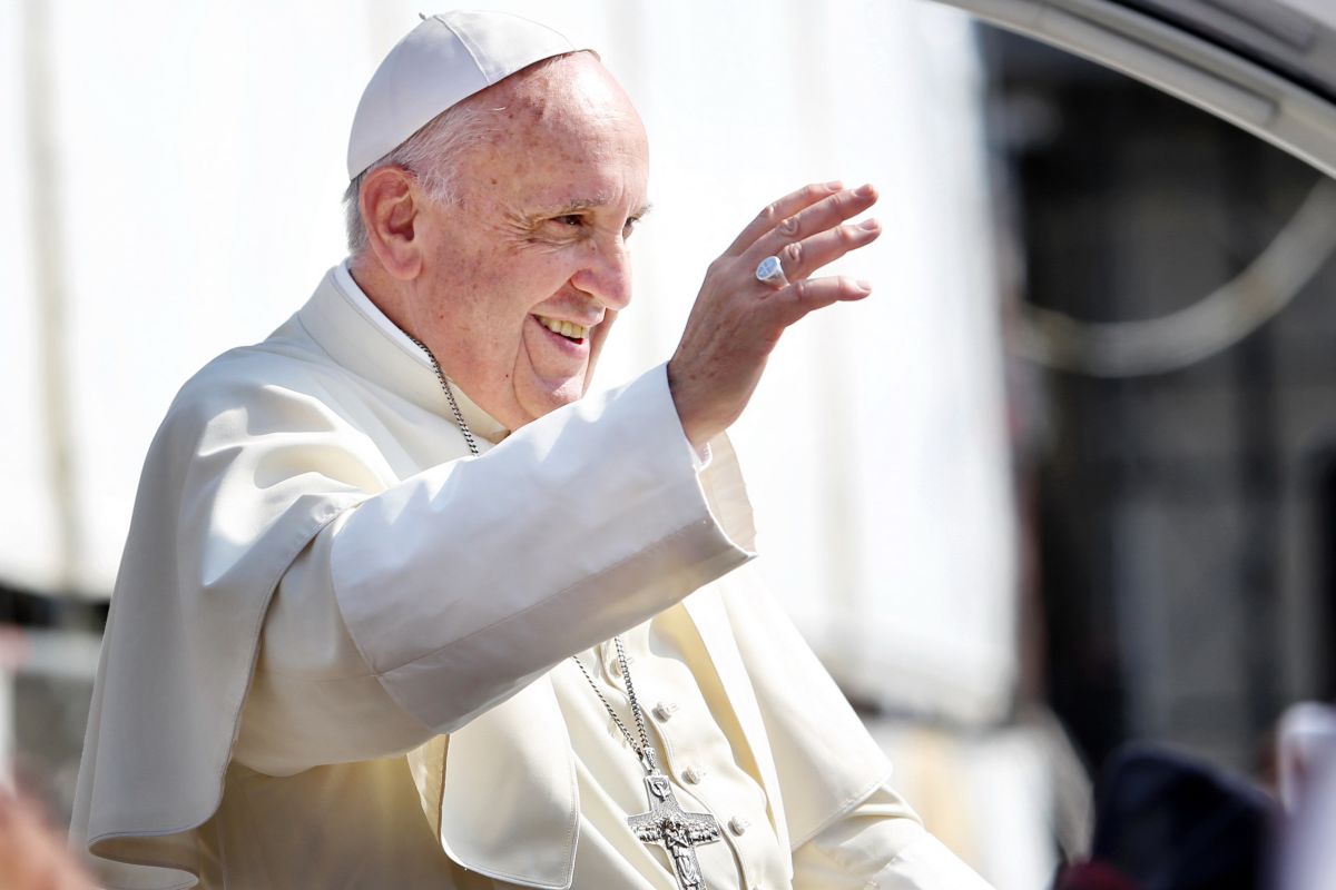 Pope Francis Suggests Contraception May Be Acceptable For Catholics