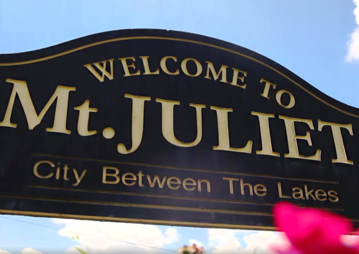 [Photo: A welcome sign for the city of Mt. Juliet.]