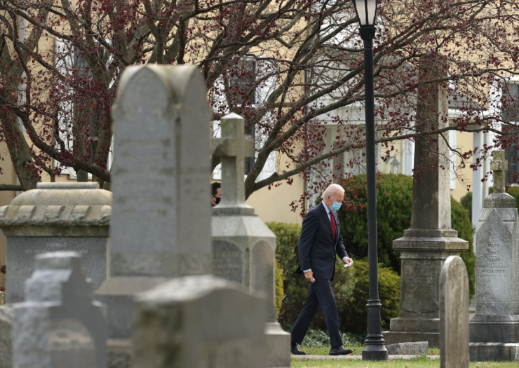 [PHOTO: Joe Biden walking to church]