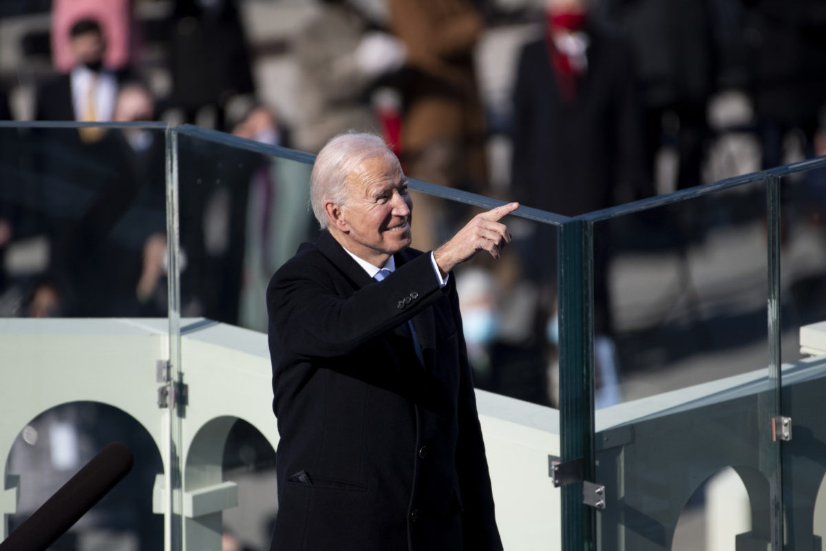 [PHOTO: Joe Biden points to the crowd]