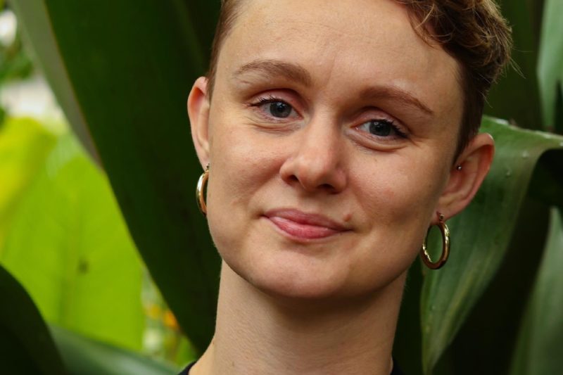 Headshot of Eve Ettinger