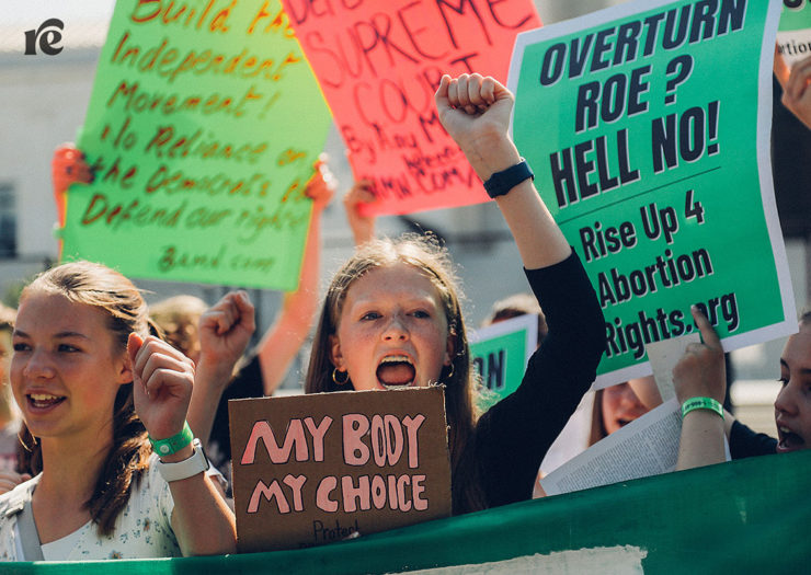 Teenagers at the rally against abortion