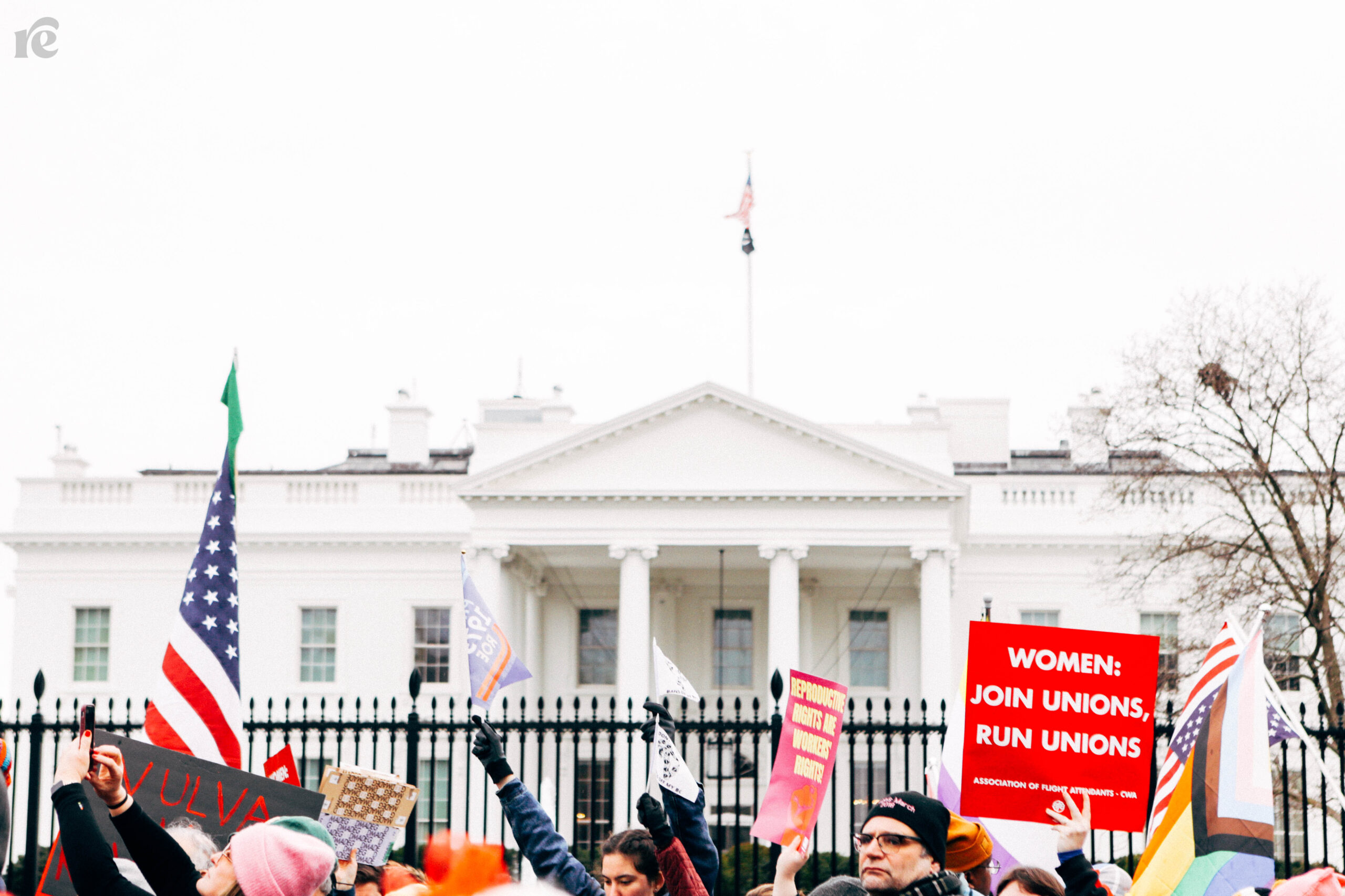 Pro-union protest in front of the White House gates
